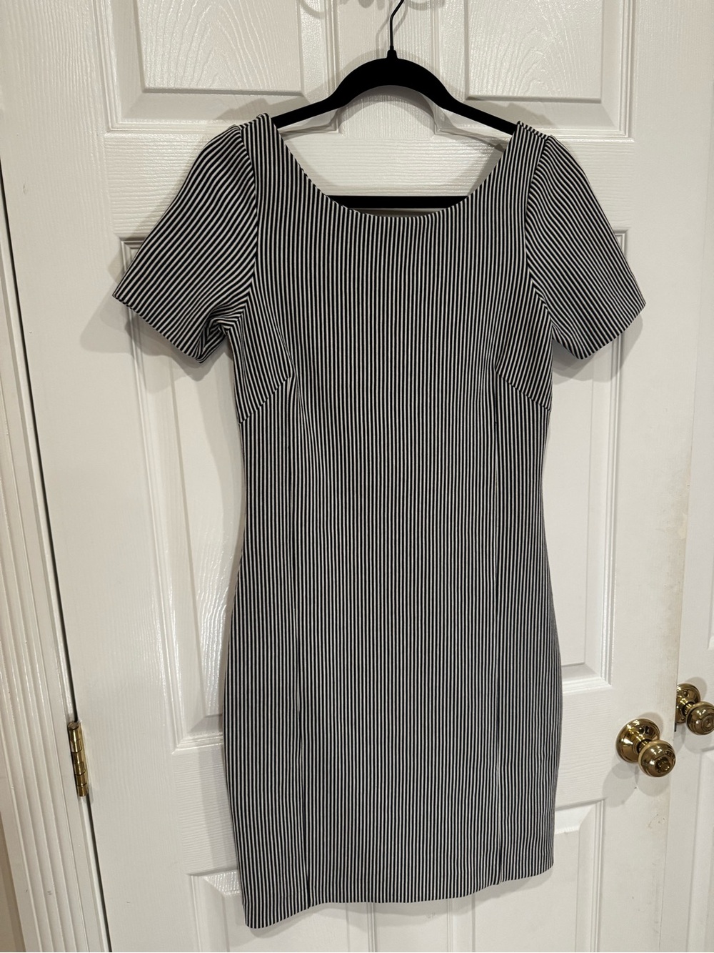 Banana Republic - Navy Blue and White Striped Short Sleeve Sheath Dress